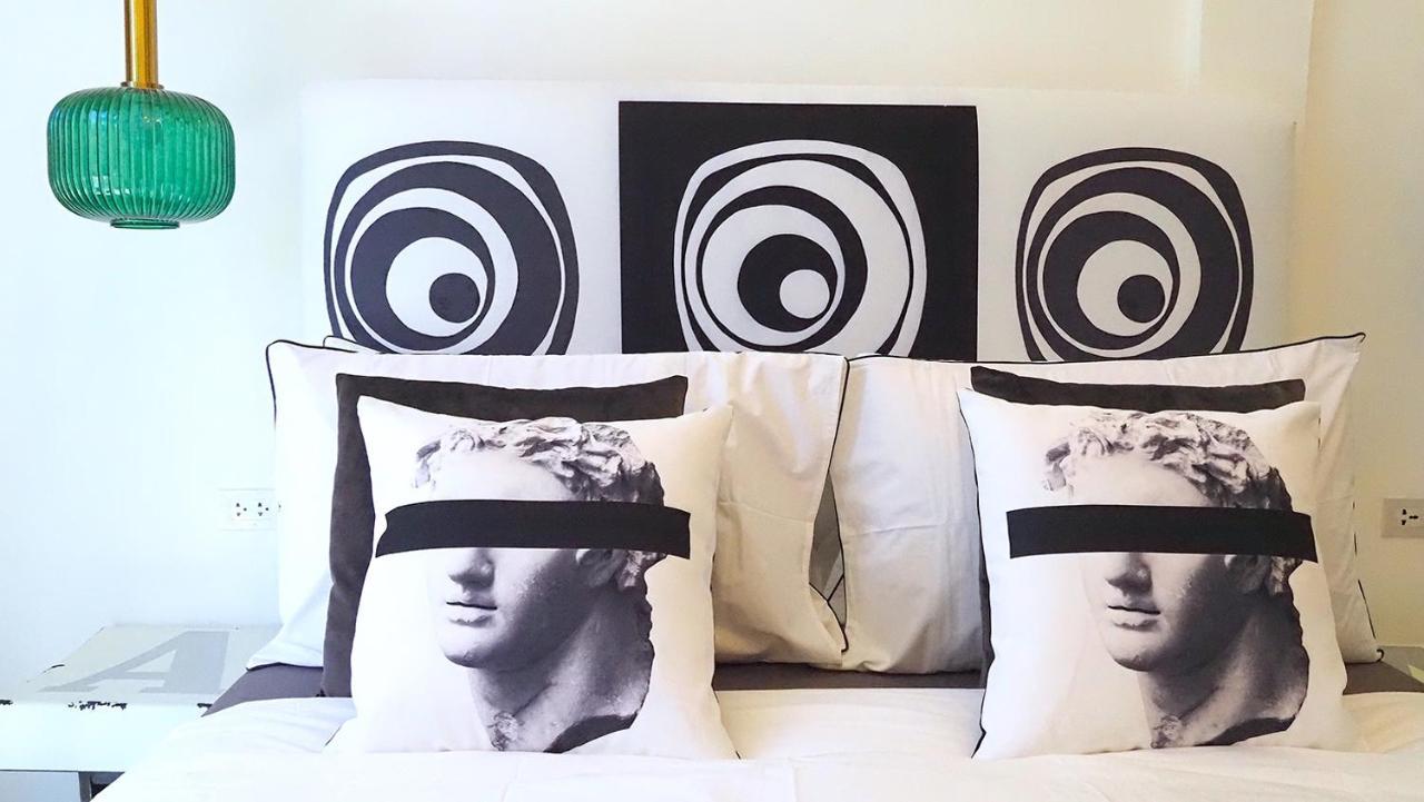 Kunst Apartment Банкок Екстериор снимка