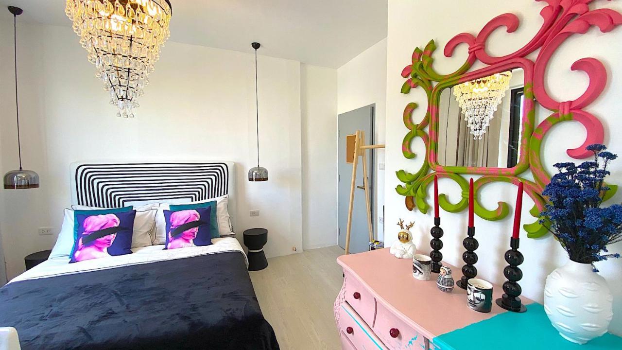 Kunst Apartment Банкок Екстериор снимка